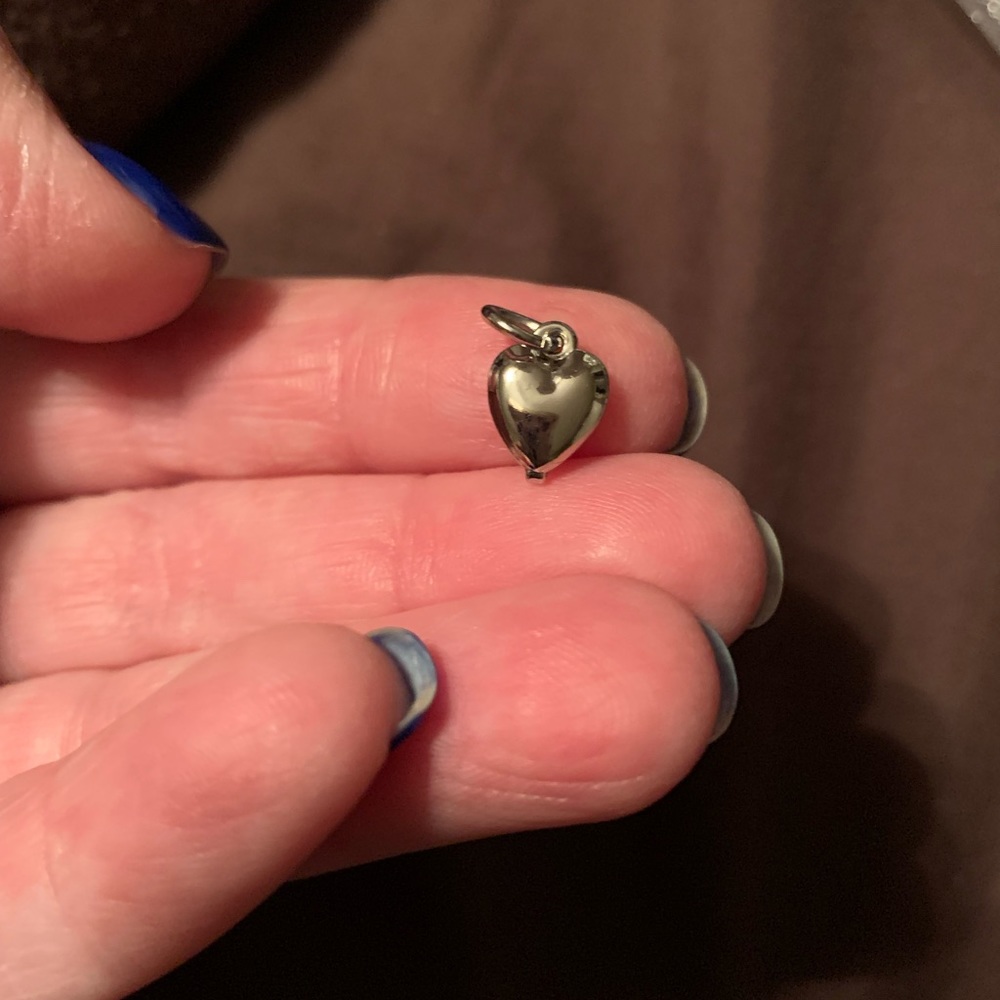 Rhodium plated heart charm